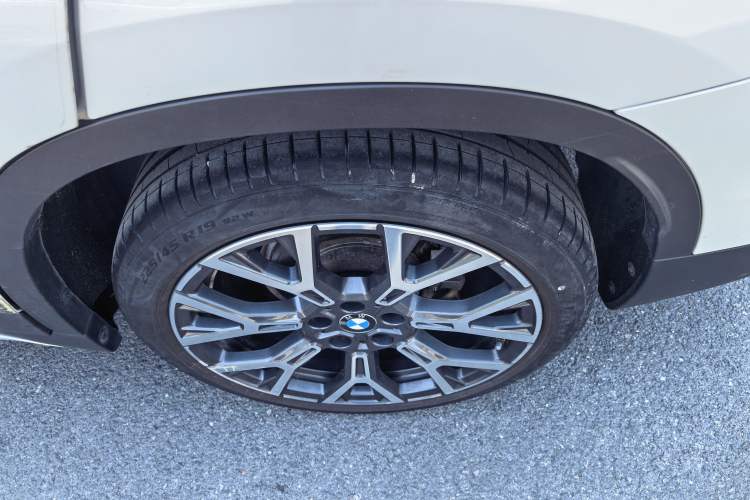 Used BMW X1 2021 xDrive25Li Luxury Model Exterior 9
