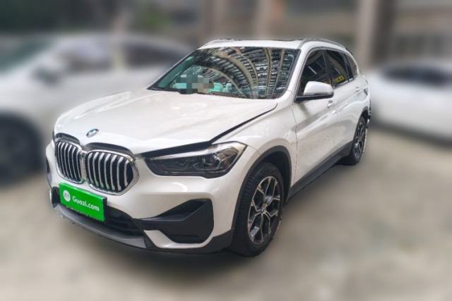 BMW X1 2021 sDrive25Li Leading Model с пробегом