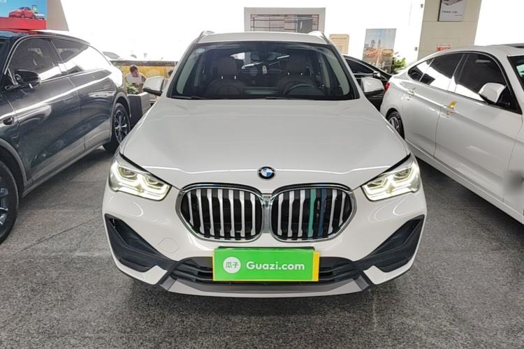 BMW X1 2021 — фото 2
