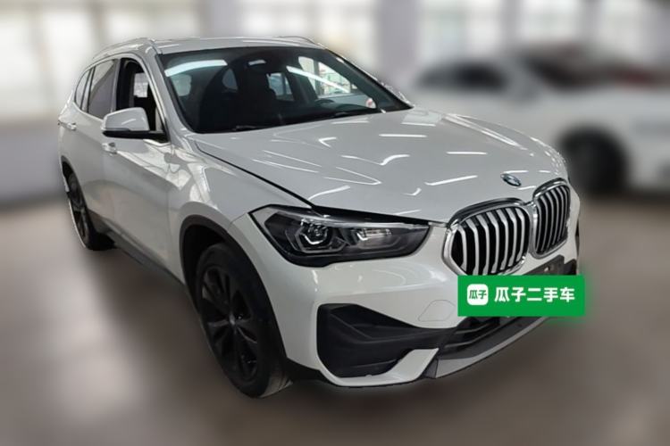 Used BMW X1 2021 Restyled sDrive20Li Fashion Version Front Right 45 Deg