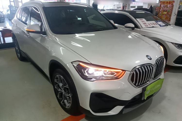 Used BMW X1 2021 Restyled sDrive25Li Leading Edition Front Right 45 Deg