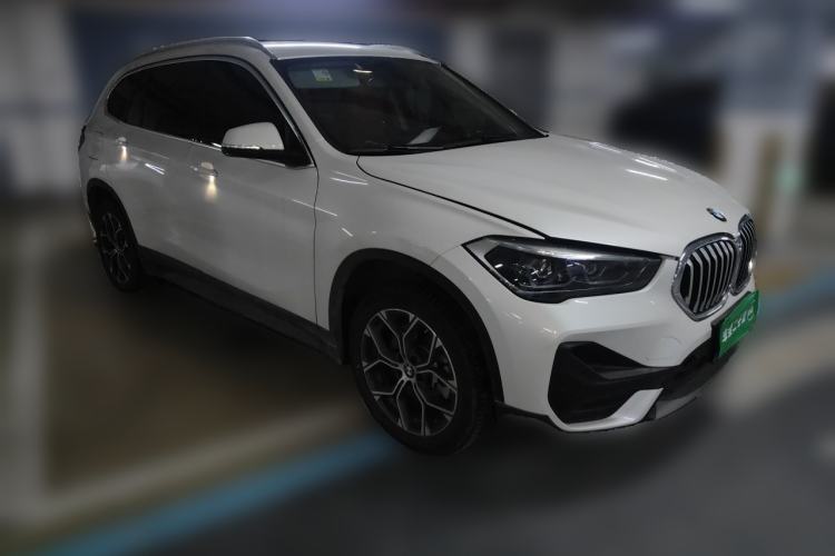 Used BMW X1 2021 Restyled sDrive25Li Leading Edition Front Right 45 Deg