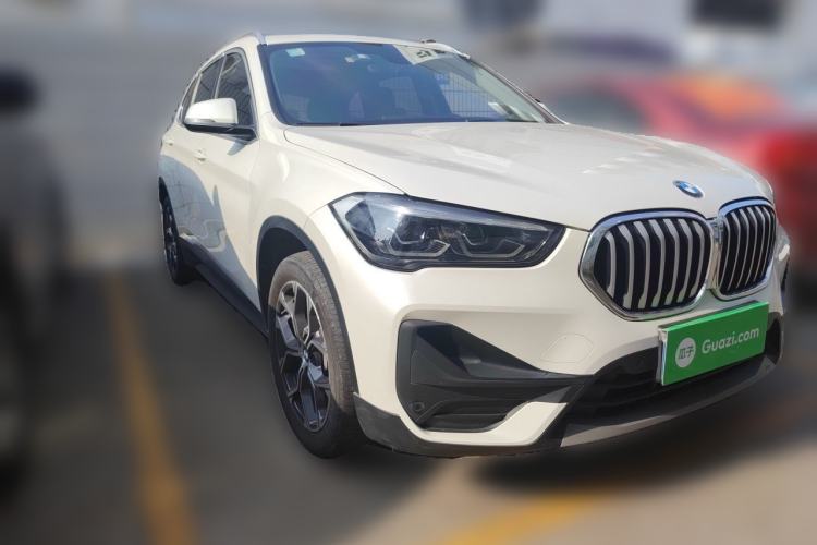 Used BMW X1 2021 Restyled sDrive25Li Leading Edition Front Right 45 Deg