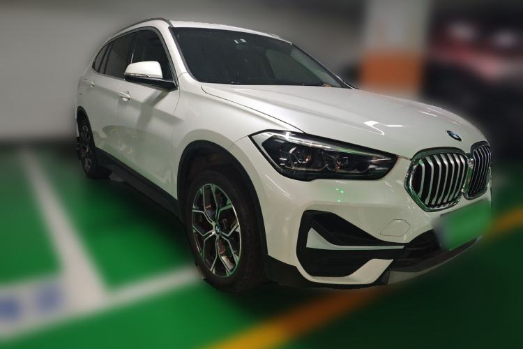 Used BMW X1 2021 sDrive25Li Leading Model Front Right 45 Deg