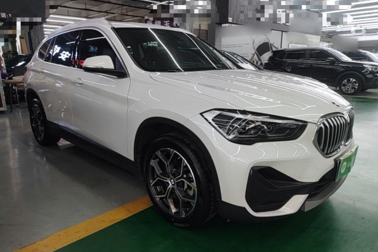 Used BMW X1 2021 Restyled sDrive25Li Leading Edition Front Right 45 Deg