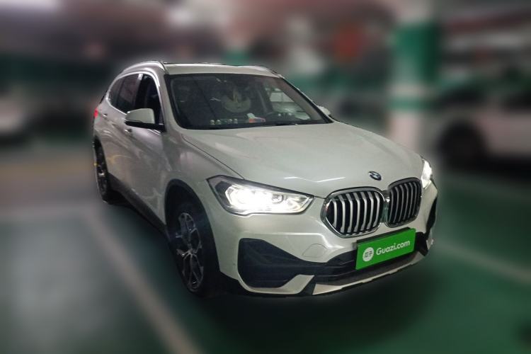 Used BMW X1 2021 Restyled sDrive25Li Leading Edition Front Right 45 Deg