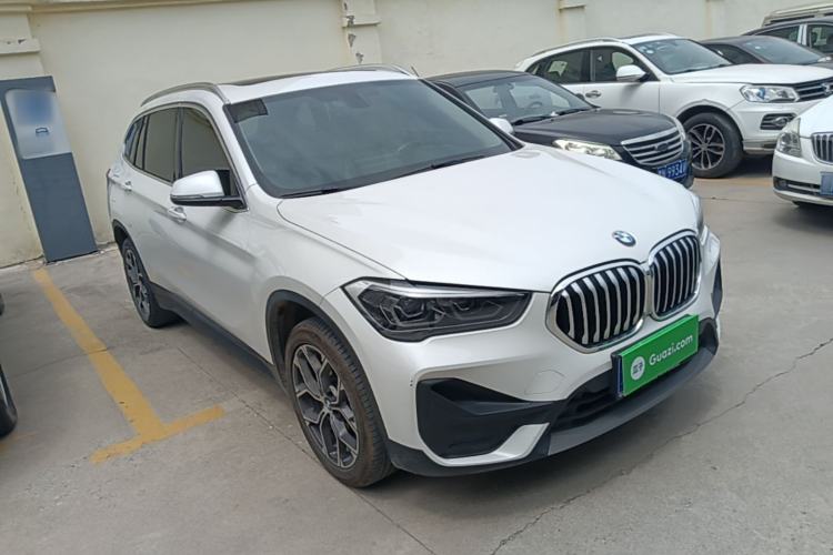 Used BMW X1 2021 sDrive25Li Leading Model Front Right 45 Deg