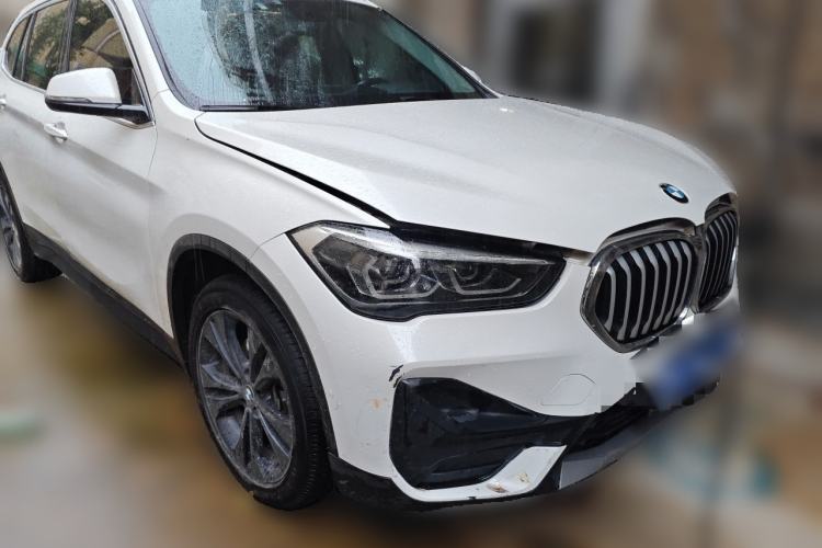 Used BMW X1 2021 Restyled sDrive20Li Fashion Version Front Right 45 Deg