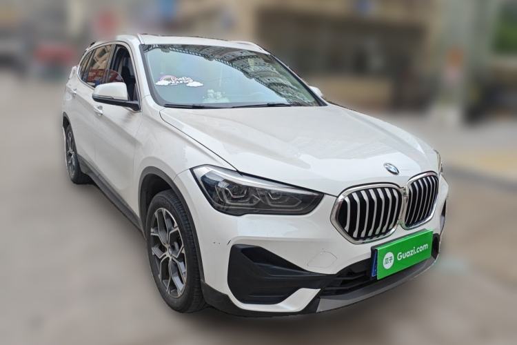Used BMW X1 2021 Restyled sDrive25Li Leading Edition Front Right 45 Deg