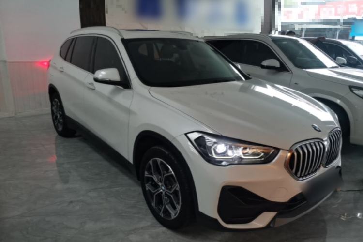Used BMW X1 2021 Restyled sDrive25Li Leading Edition Front Right 45 Deg