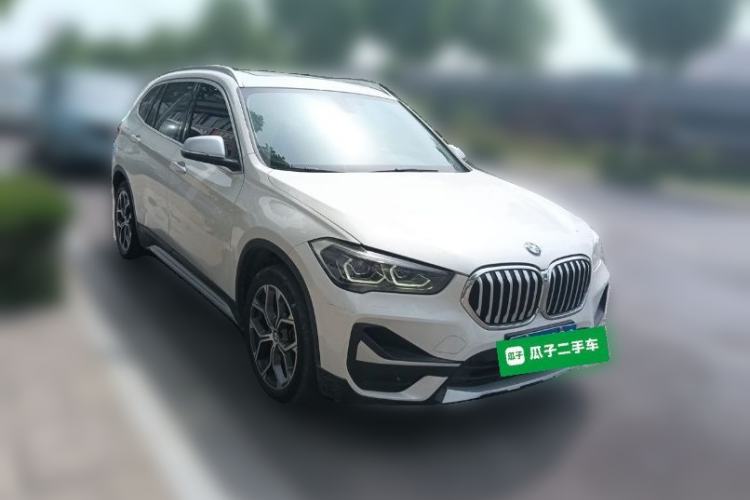 Used BMW X1 2021 sDrive20Li Fashion Model Front Right 45 Deg