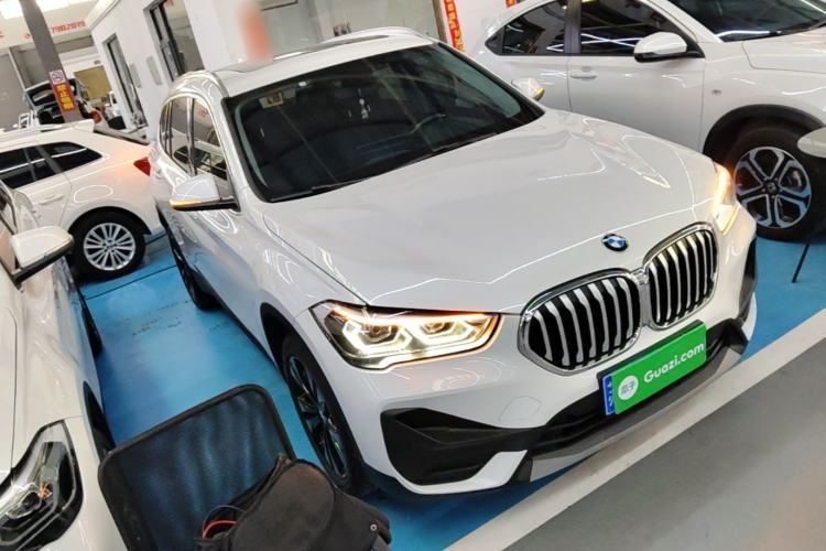 Used BMW X1 2021 sDrive20Li Fashion Model Front Right 45 Deg