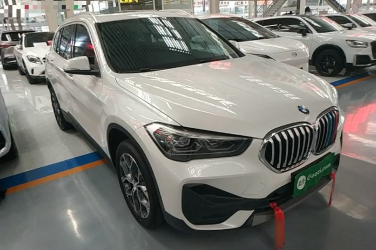 Used BMW X1 2021 sDrive25Li Leading Model Front Right 45 Deg