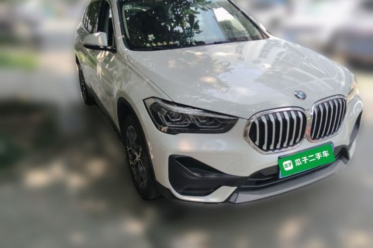 Used BMW X1 2021 sDrive25Li Leading Model Front Right 45 Deg
