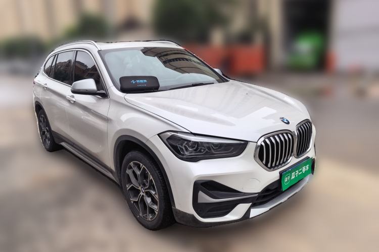 Used BMW X1 2021 sDrive20Li Premium Edition Front Right 45 Deg