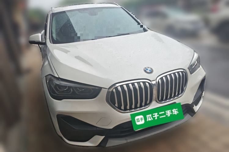 Used BMW X1 2021 Restyled sDrive25Li Leading Edition Front Right 45 Deg