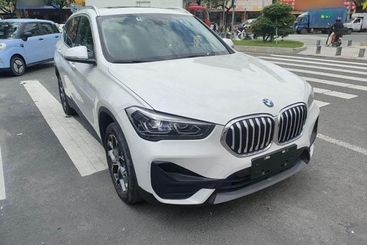 Used BMW X1 2021 sDrive25Li Leading Model Front Right 45 Deg
