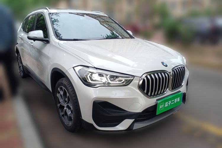 Used BMW X1 2021 Restyled sDrive25Li Leading Edition Front Right 45 Deg