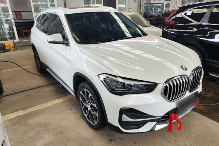 Used BMW X1 2021 sDrive20Li Premium Edition Front Right 45 Deg