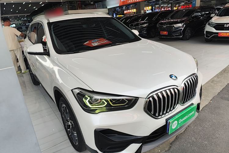 Used BMW X1 2021 Restyled sDrive25Li Leading Edition Front Right 45 Deg
