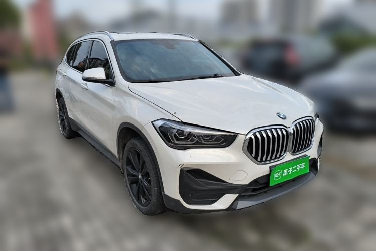 Used BMW X1 2021 Restyled sDrive20Li Fashion Version Front Right 45 Deg