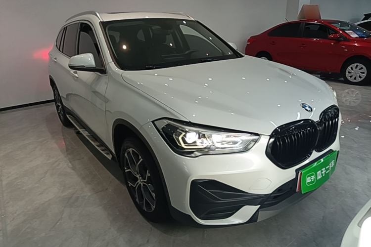 Used BMW X1 2021 sDrive25Li Leading Model Front Right 45 Deg