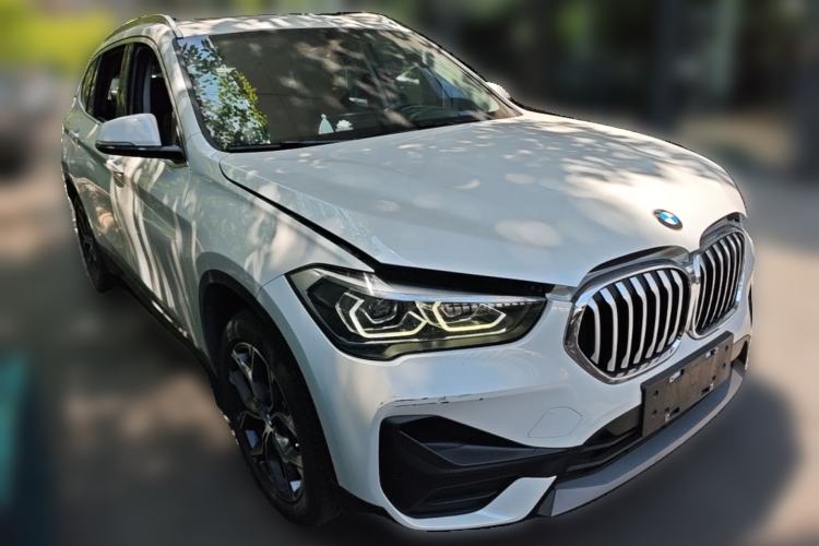 Used BMW X1 2021 Restyled sDrive25Li Leading Edition Front Right 45 Deg