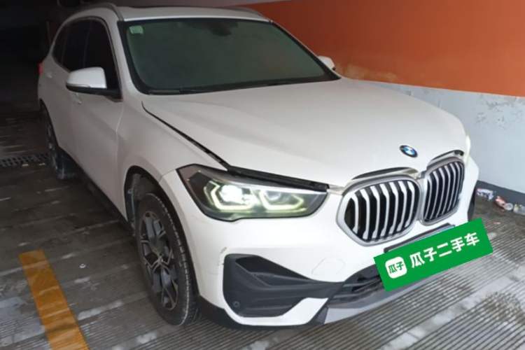 Used BMW X1 2021 Restyled sDrive25Li Leading Edition Front Right 45 Deg