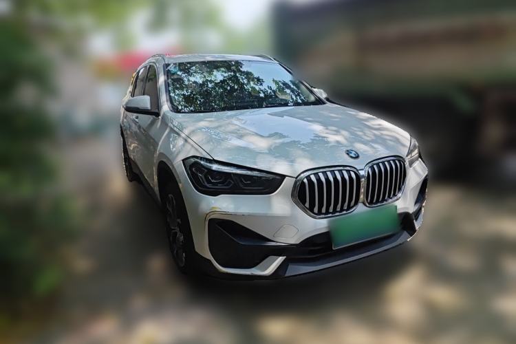 Used BMW X1 2021 sDrive25Li Leading Model Front Right 45 Deg
