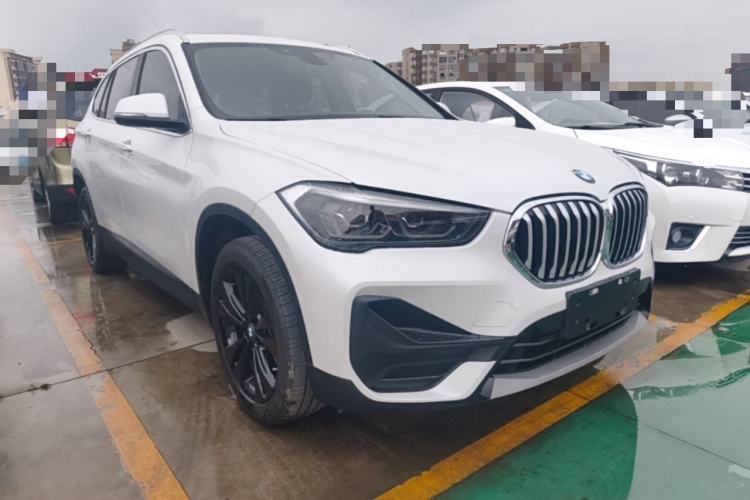Used BMW X1 2021 sDrive20Li Fashion Model Front Right 45 Deg