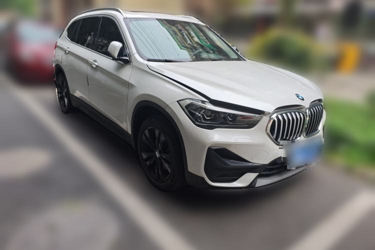 Used BMW X1 2021 Restyled sDrive20Li Fashion Version Front Right 45 Deg