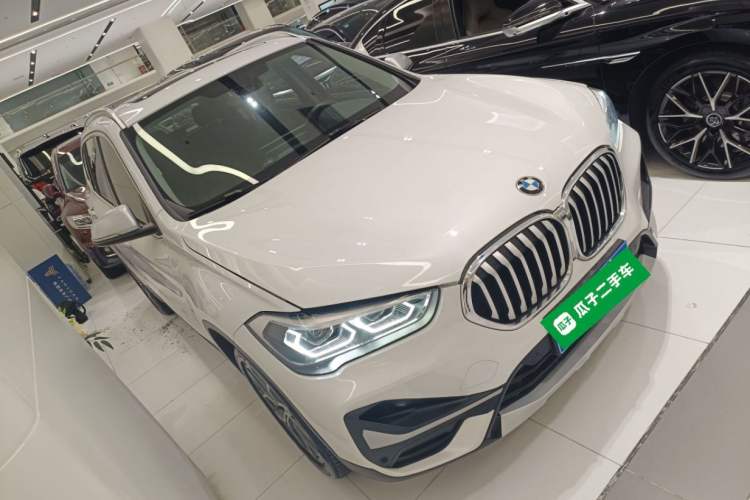 Used BMW X1 2021 sDrive20Li Premium Edition Front Right 45 Deg