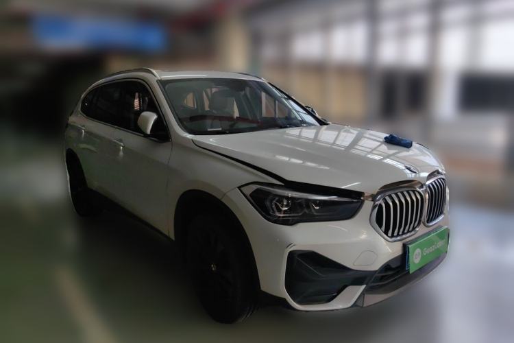 Used BMW X1 2021 Restyled sDrive20Li Fashion Version Front Right 45 Deg