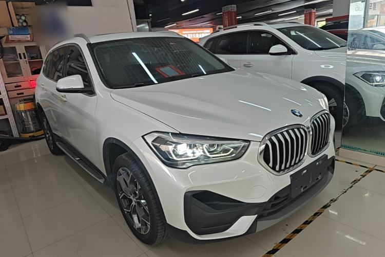 Used BMW X1 2021 Restyled sDrive25Li Leading Edition Front Right 45 Deg