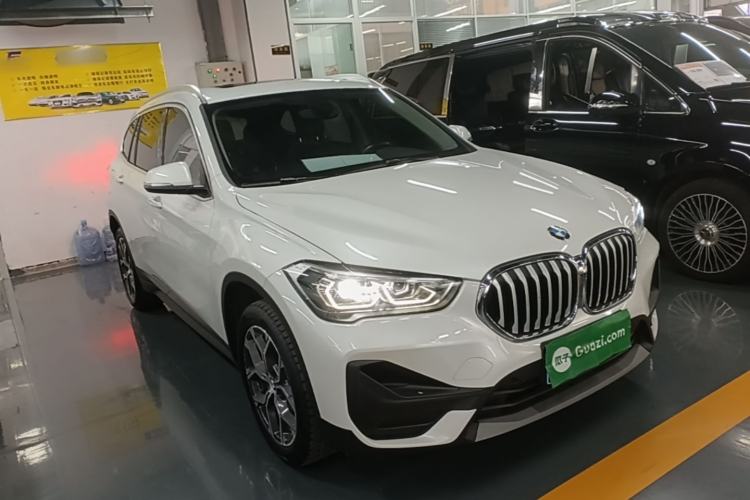 Used BMW X1 2021 sDrive25Li Leading Model Front Right 45 Deg