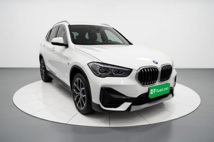 Used BMW X1 2021 sDrive25Li Leading Model Front Right 45 Deg