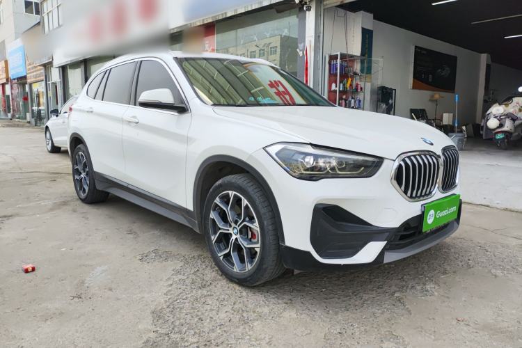 Used BMW X1 2021 Restyled sDrive25Li Leading Edition Front Right 45 Deg