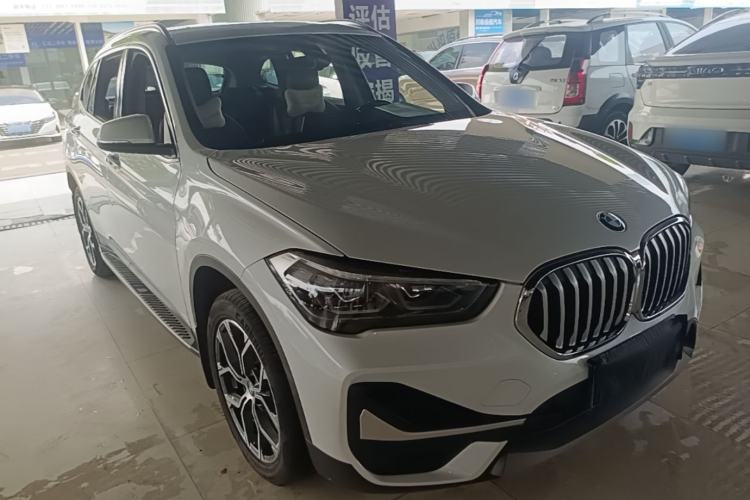 Used BMW X1 2021 sDrive25Li Leading Model Front Right 45 Deg