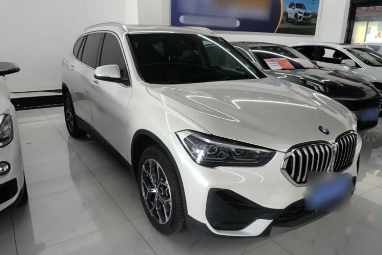Used BMW X1 2021 sDrive25Li Leading Model Front Right 45 Deg