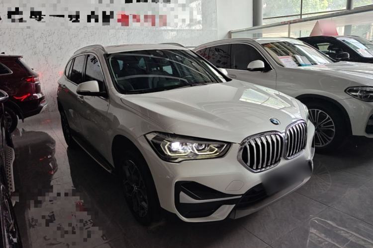 Used BMW X1 2021 Restyled sDrive25Li Leading Edition Front Right 45 Deg