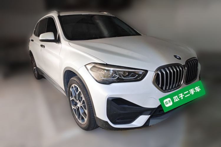 Used BMW X1 2021 sDrive25Li Leading Model Front Right 45 Deg