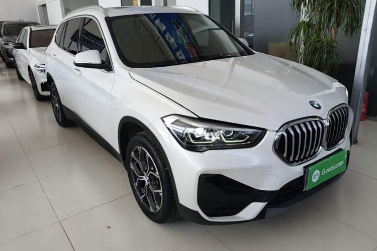 Used BMW X1 2021 Restyled sDrive25Li Leading Edition Front Right 45 Deg