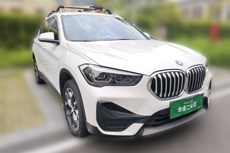 Used BMW X1 2021 sDrive25Li Leading Model Front Right 45 Deg