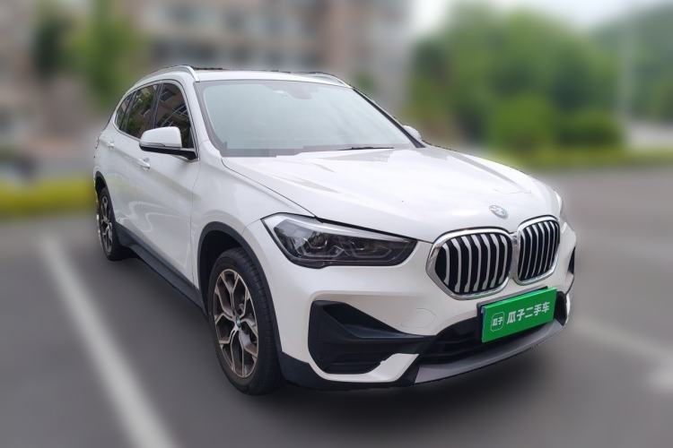 Used BMW X1 2021 sDrive25Li Leading Model Front Right 45 Deg