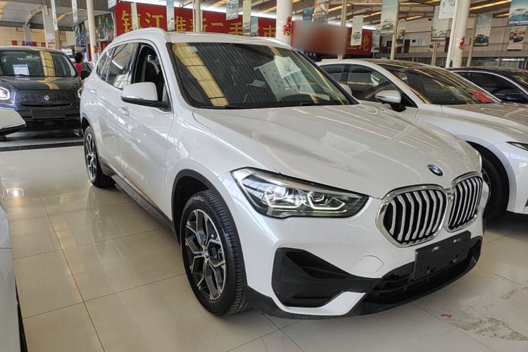 Used BMW X1 2021 Restyled sDrive25Li Leading Edition Front Right 45 Deg