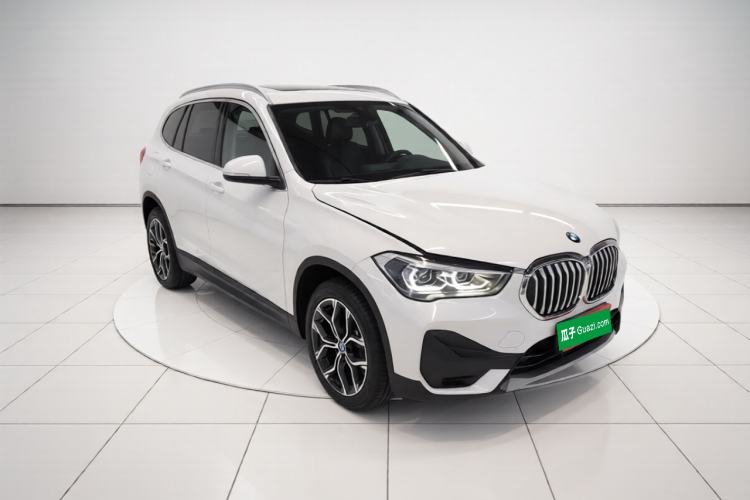 Used BMW X1 2021 sDrive25Li Leading Model Front Right 45 Deg