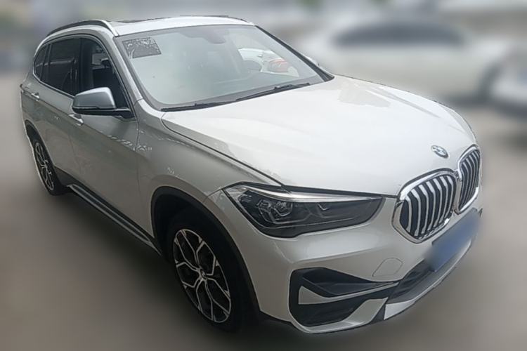 Used BMW X1 2021 Restyled sDrive20Li Premium Edition Front Right 45 Deg
