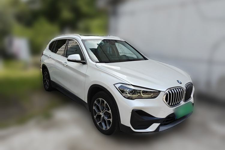 Used BMW X1 2021 sDrive25Li Leading Model Front Right 45 Deg