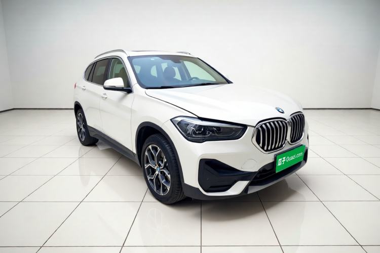 Used BMW X1 2021 sDrive25Li Leading Model Front Right 45 Deg