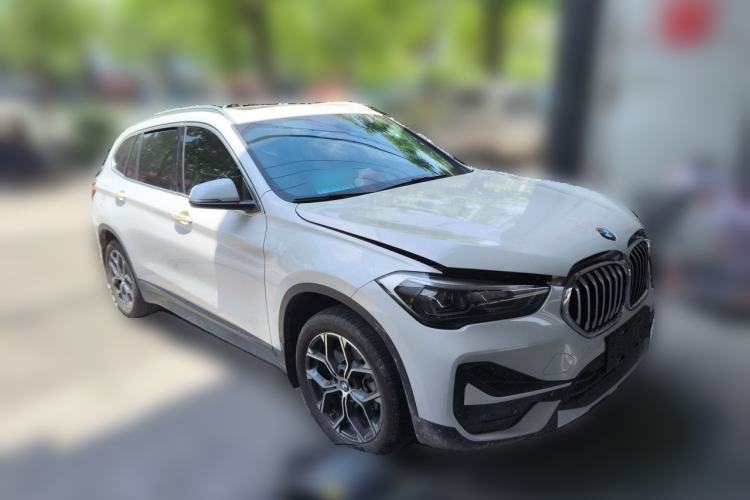 Used BMW X1 2021 sDrive25Li Leading Model Front Right 45 Deg